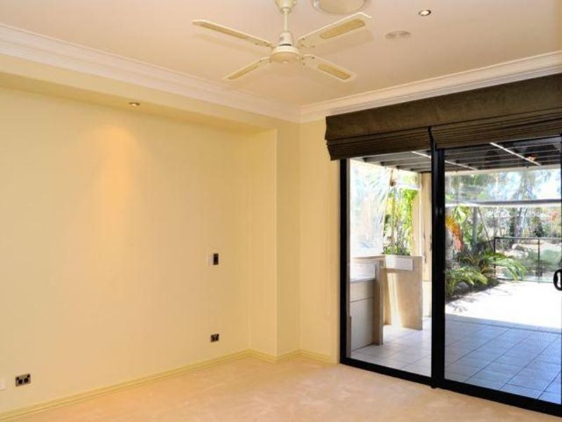 Hope Island QLD 4212