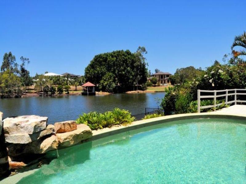Hope Island QLD 4212