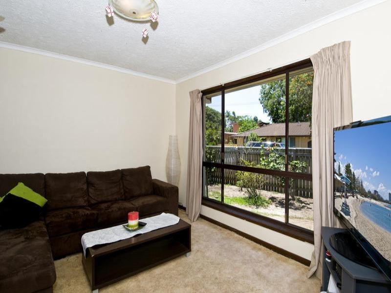 Labrador QLD 4215