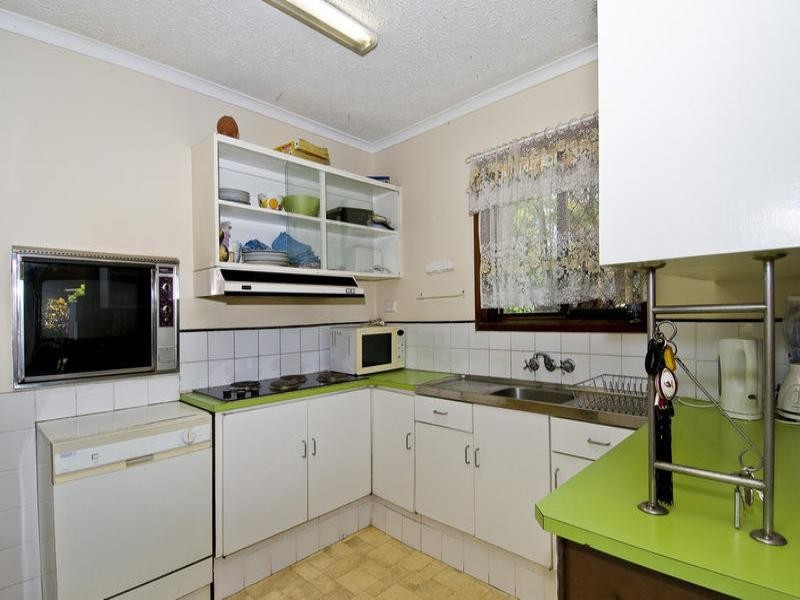 Labrador QLD 4215