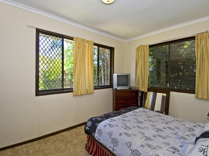 Labrador QLD 4215