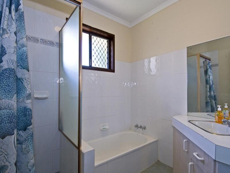 Labrador QLD 4215