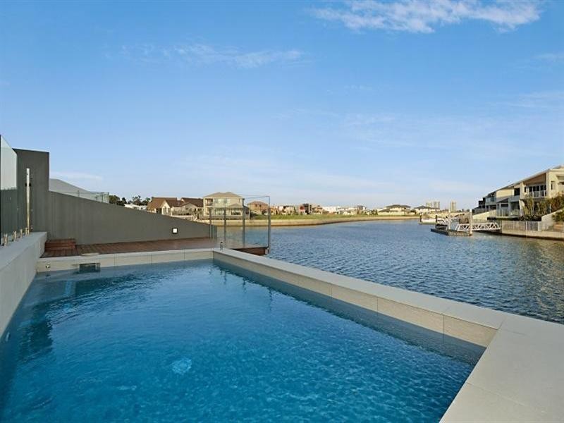 Biggera Waters QLD 4216