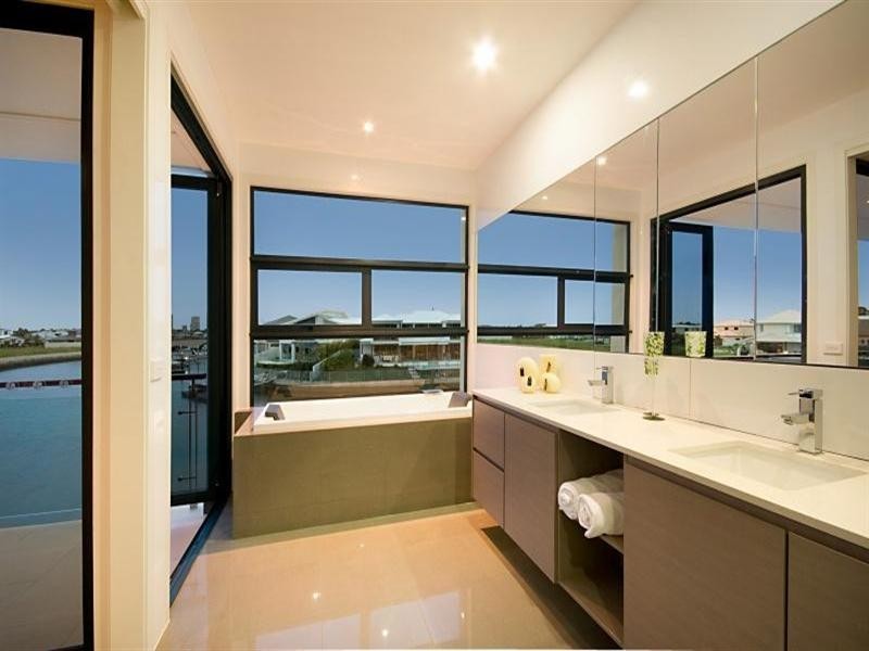 Biggera Waters QLD 4216