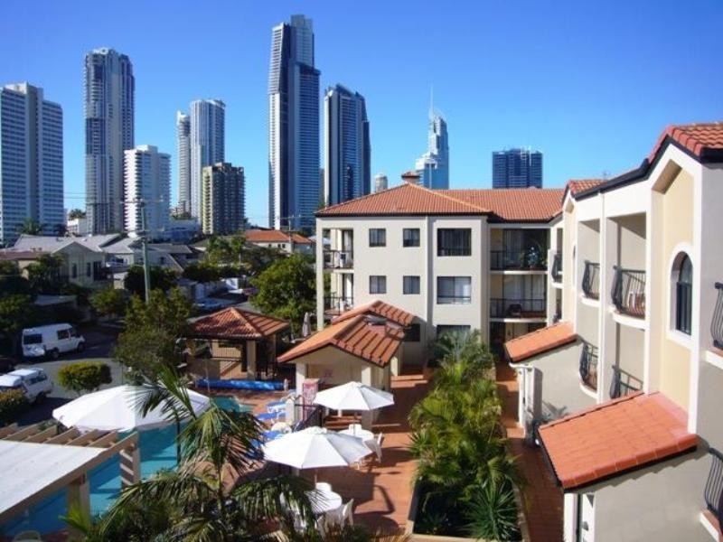 Chevron Island QLD 4217