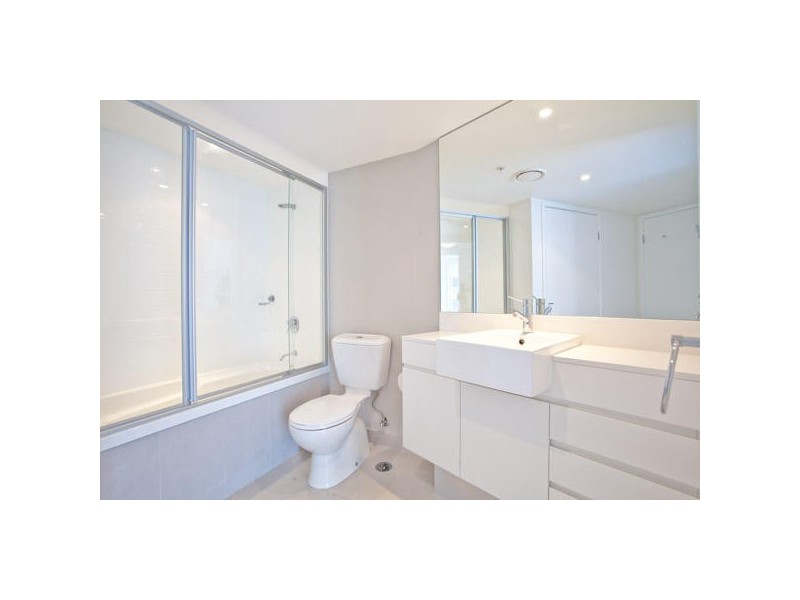 21807 Southport Central. 5 Lawson Street, Southport QLD 4215