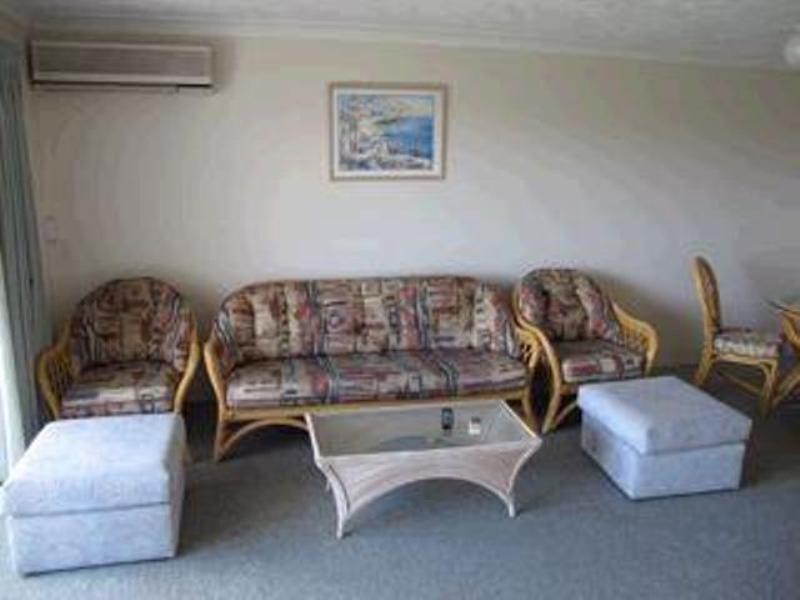 52 Pelican Cove Resort. 6 Back Street, Biggera Waters QLD 4216