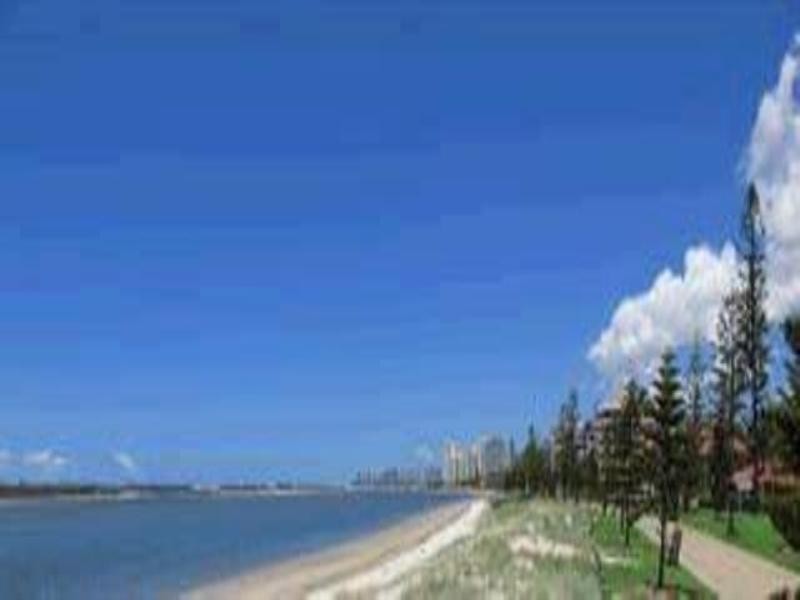 52 Pelican Cove Resort. 6 Back Street, Biggera Waters QLD 4216