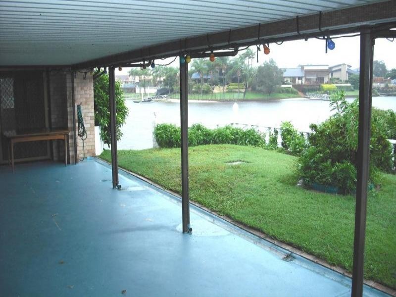 Broadbeach Waters QLD 4218