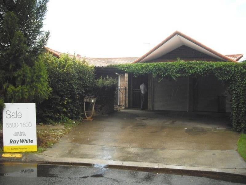 Broadbeach Waters QLD 4218