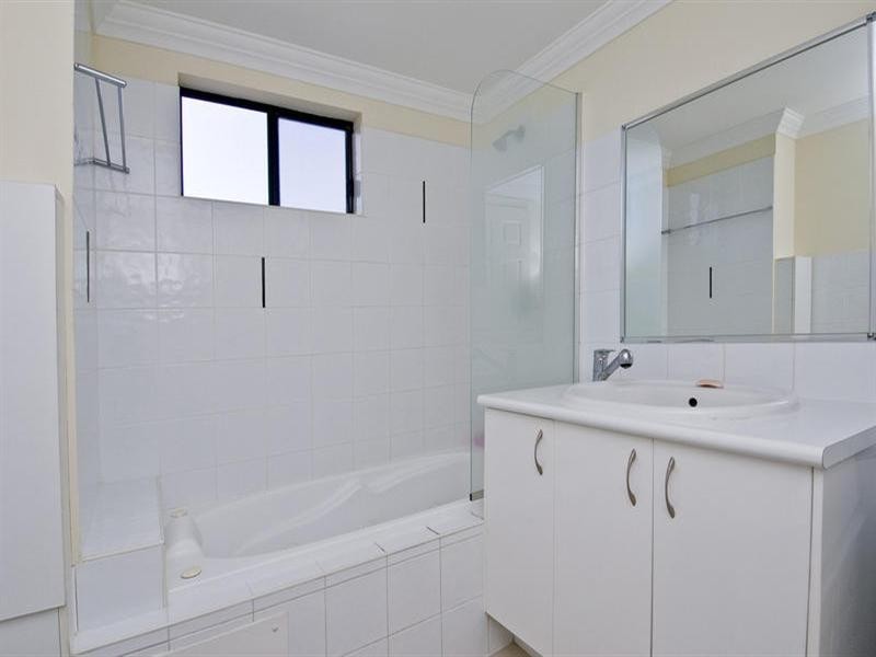 7 Source Of Life. 14 Little Norman Street, Southport QLD 4215