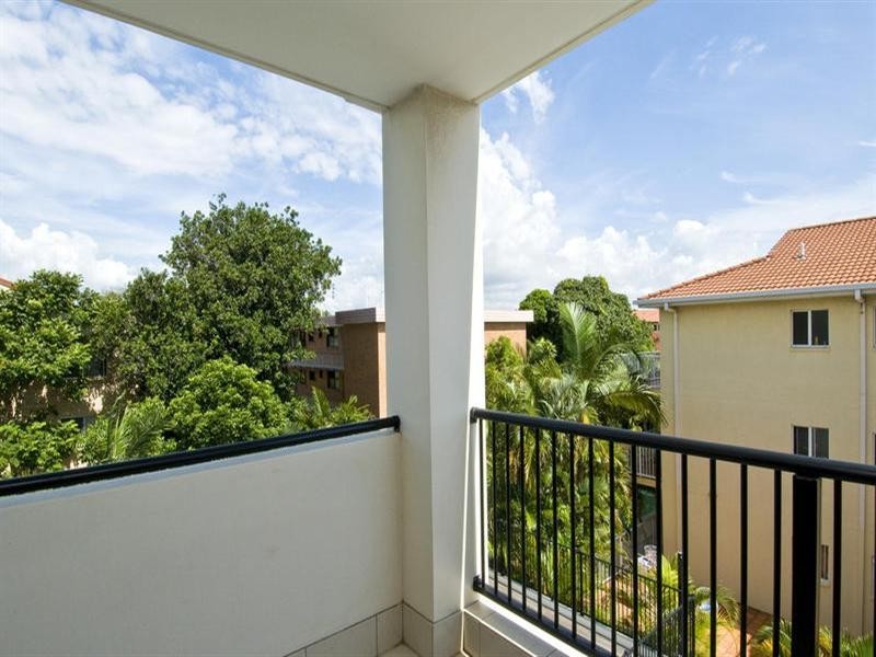 7 Source Of Life. 14 Little Norman Street, Southport QLD 4215