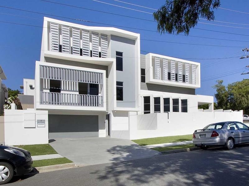 1 Mal Burke Street, Southport QLD 4215