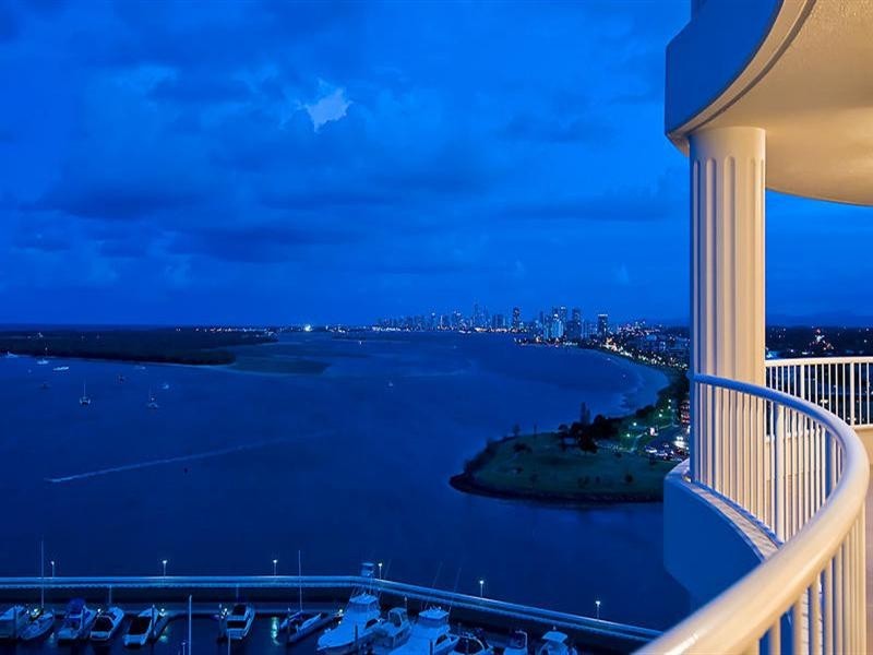 14B Les Colonnades. 19 Oatlands Esplanade, Runaway Bay QLD 4216