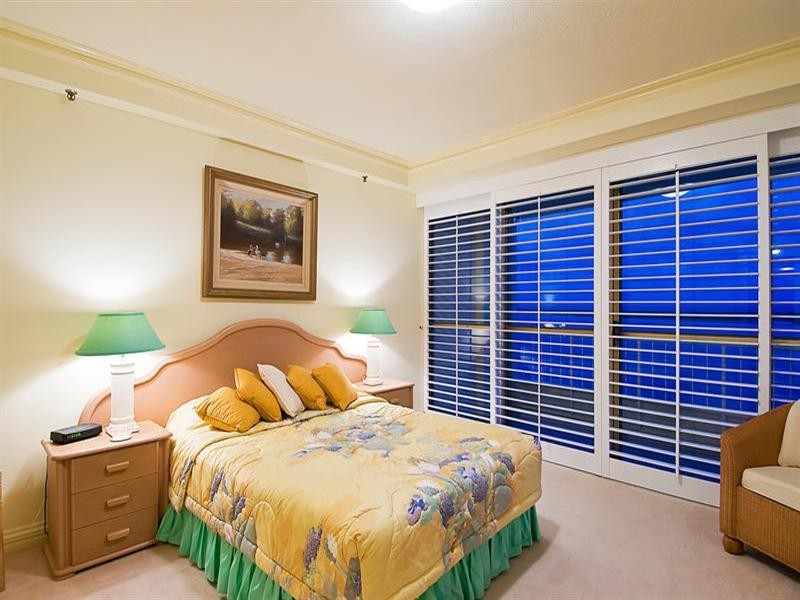 14B Les Colonnades. 19 Oatlands Esplanade, Runaway Bay QLD 4216