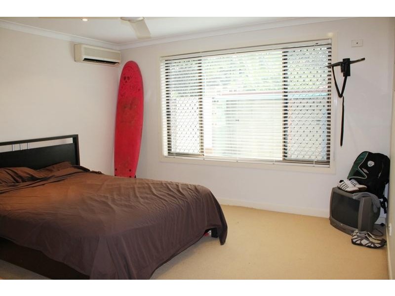 26 Cypress Drive, Broadbeach Waters QLD 4218