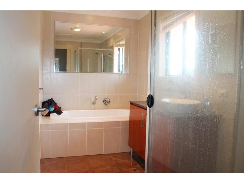 26 Cypress Drive, Broadbeach Waters QLD 4218