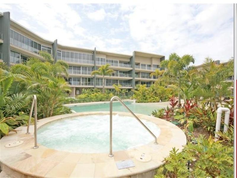 Hope Island QLD 4212