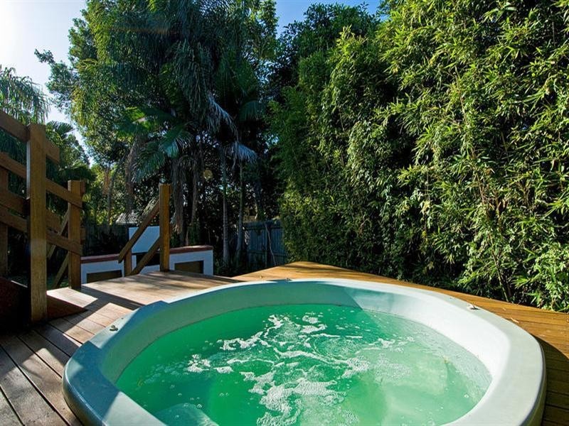 5 Myuna Court, Labrador QLD 4215