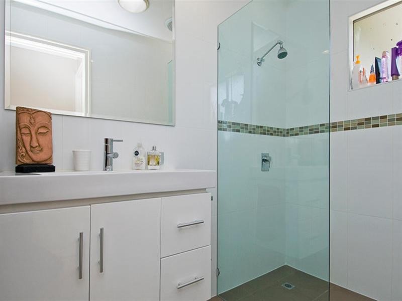 5 Myuna Court, Labrador QLD 4215