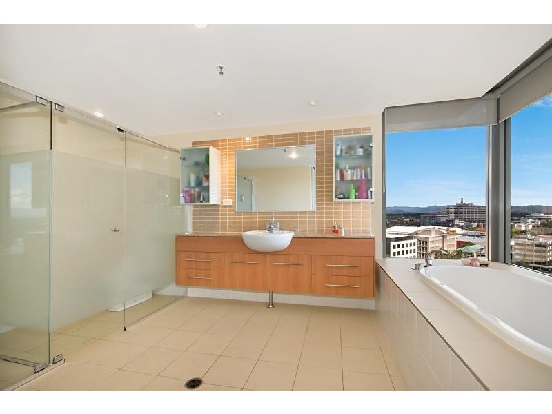 135 Nexus Towers. 105 Scarborough Street, Southport QLD 4215