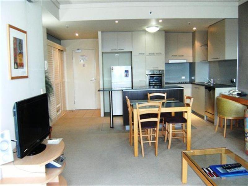 360 Marine Parade, Labrador QLD 4215