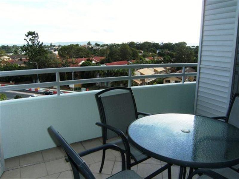 360 Marine Parade, Labrador QLD 4215