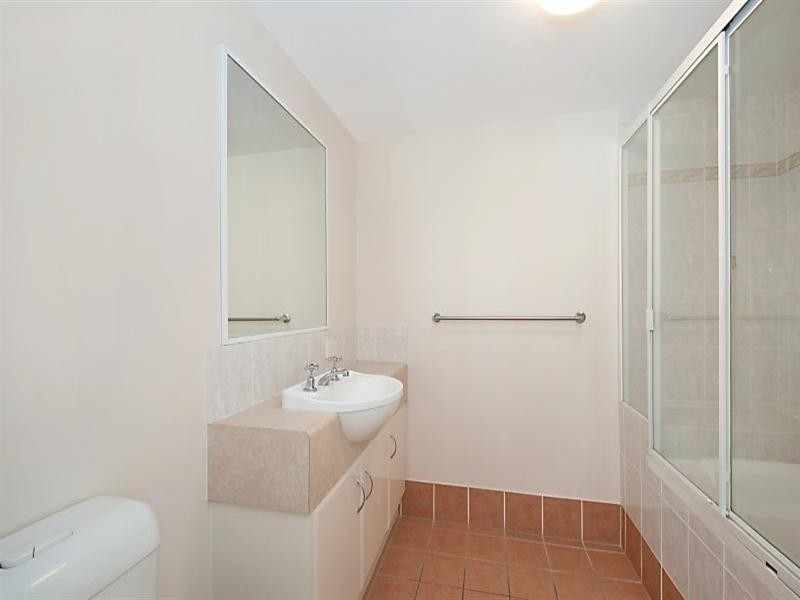 Biggera Waters QLD 4216