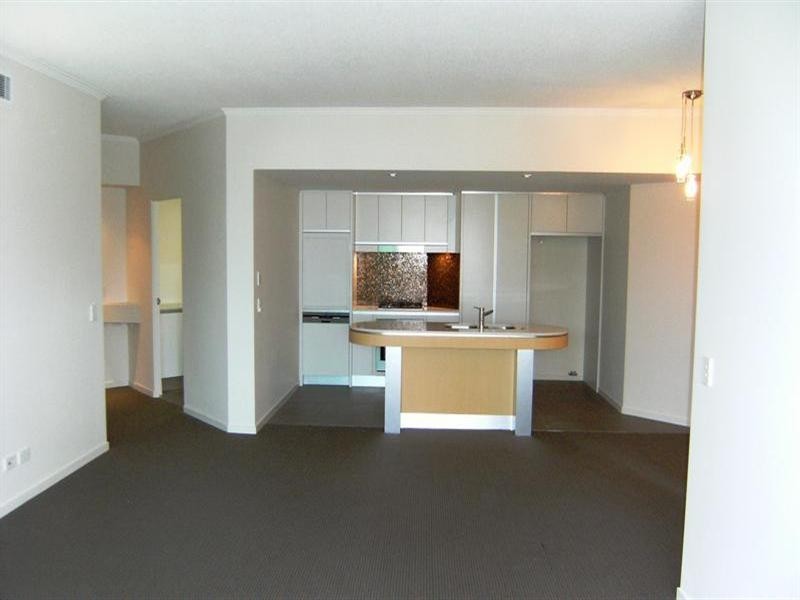 7A Harmony. 20 Bayview Street, Runaway Bay QLD 4216