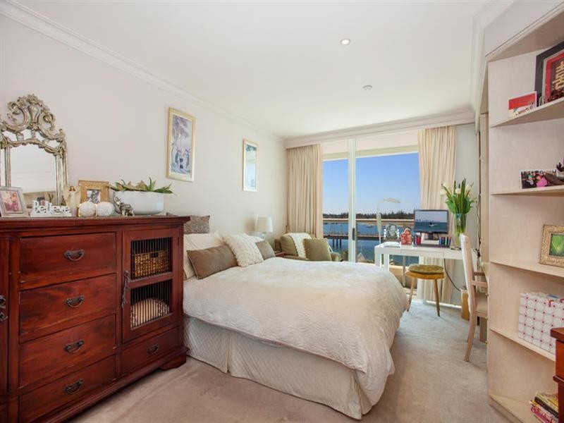 B7-2 75 Brighton Parade, Southport QLD 4215