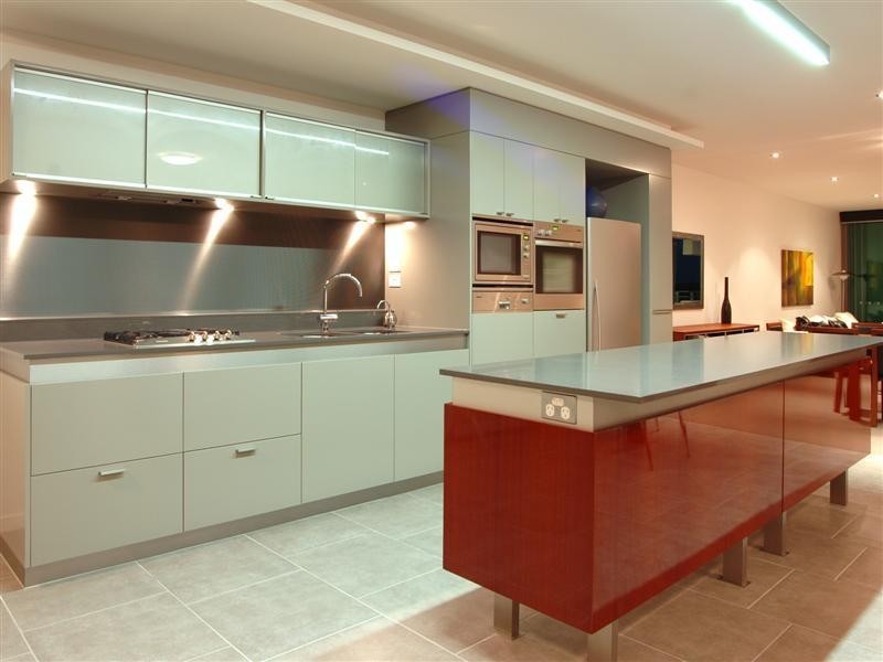 Paradise Point QLD 4216