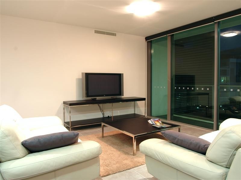 Paradise Point QLD 4216