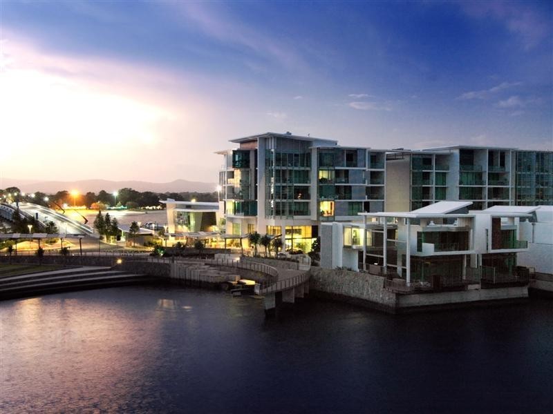 Paradise Point QLD 4216