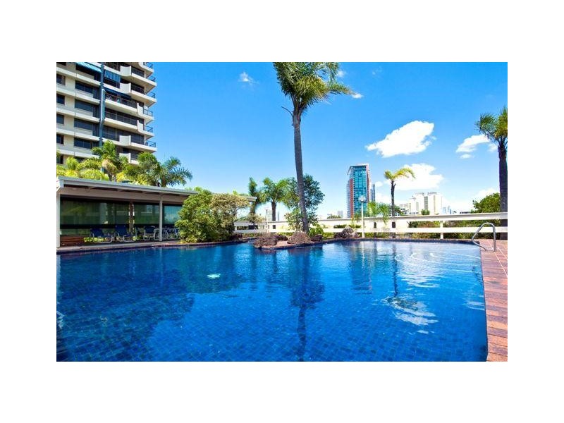 5C Huntington Apartments. 10 Marine Parade, Southport QLD 4215