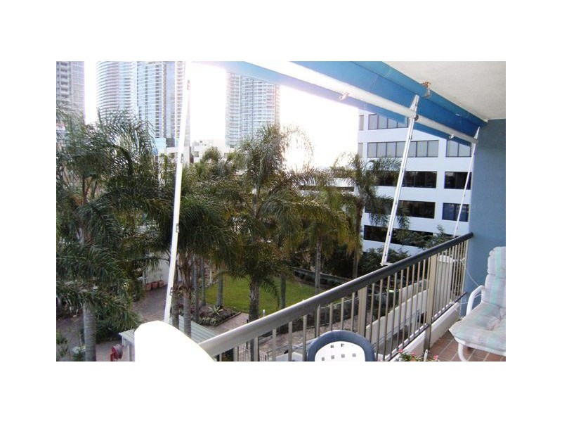 5C Huntington Apartments. 10 Marine Parade, Southport QLD 4215