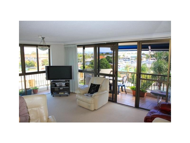 5C Huntington Apartments. 10 Marine Parade, Southport QLD 4215