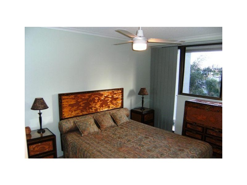 5C Huntington Apartments. 10 Marine Parade, Southport QLD 4215