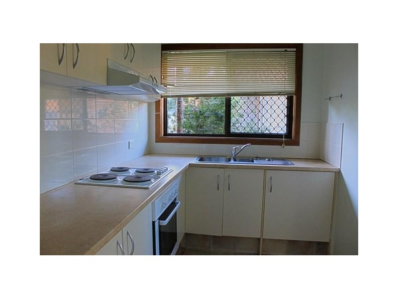 4 Jemo Court. 153 Government Road, Labrador QLD 4215