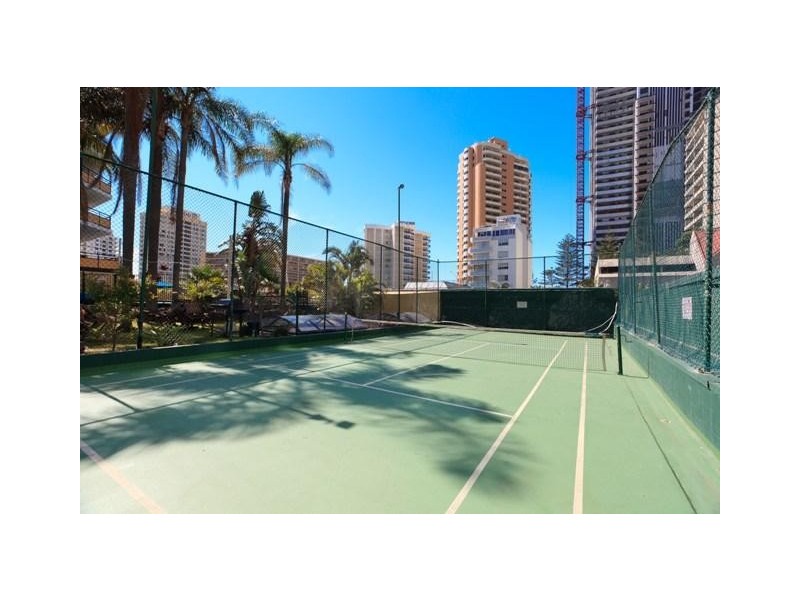 301 La Promenade.18 Orchid Avenue, Surfers Paradise QLD 4217