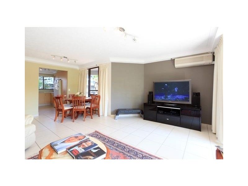 101 Surfers Century. 5 Enderley Avenue, Surfers Paradise QLD 4217