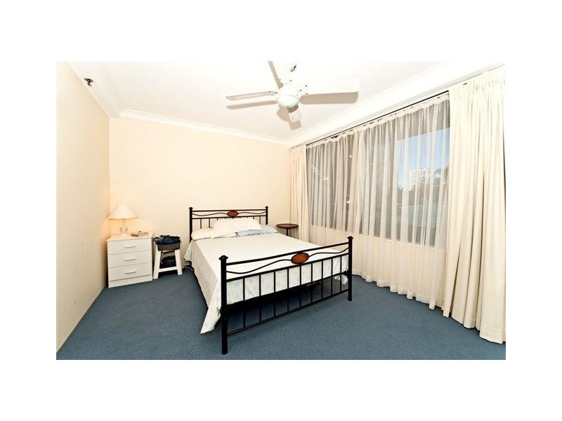 101 Surfers Century. 5 Enderley Avenue, Surfers Paradise QLD 4217