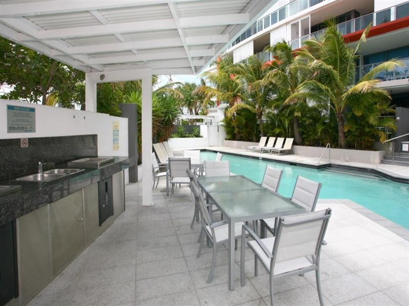 Biggera Waters QLD 4216