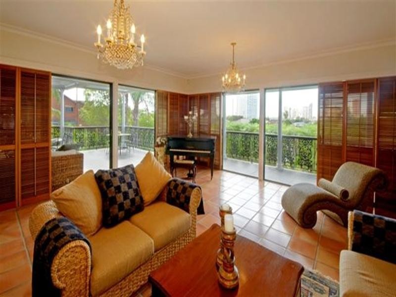 Southport QLD 4215