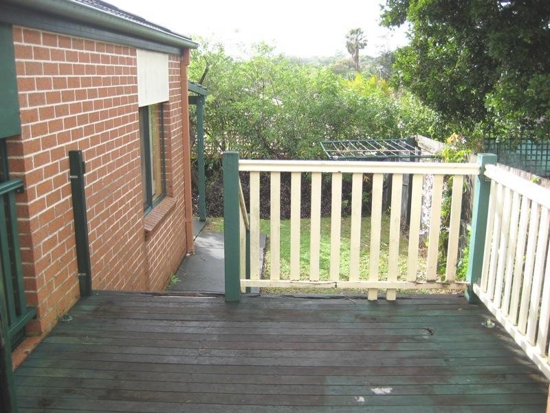 51 Kumbari Avenue, Southport QLD 4215