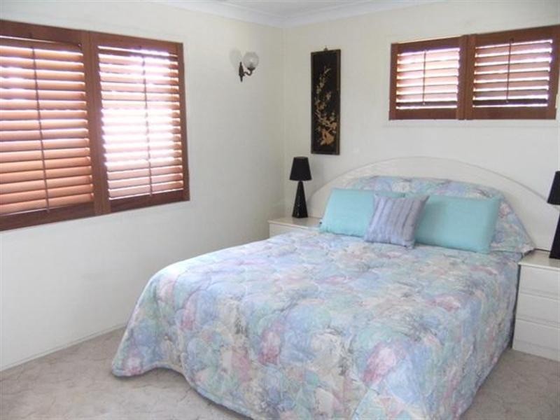 26a Jimmieson Avenue, Labrador QLD 4215