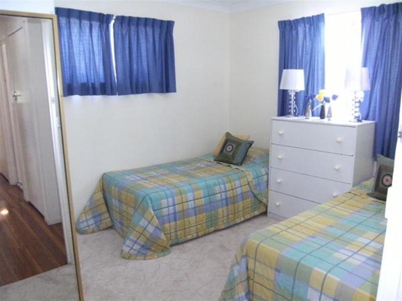 26a Jimmieson Avenue, Labrador QLD 4215