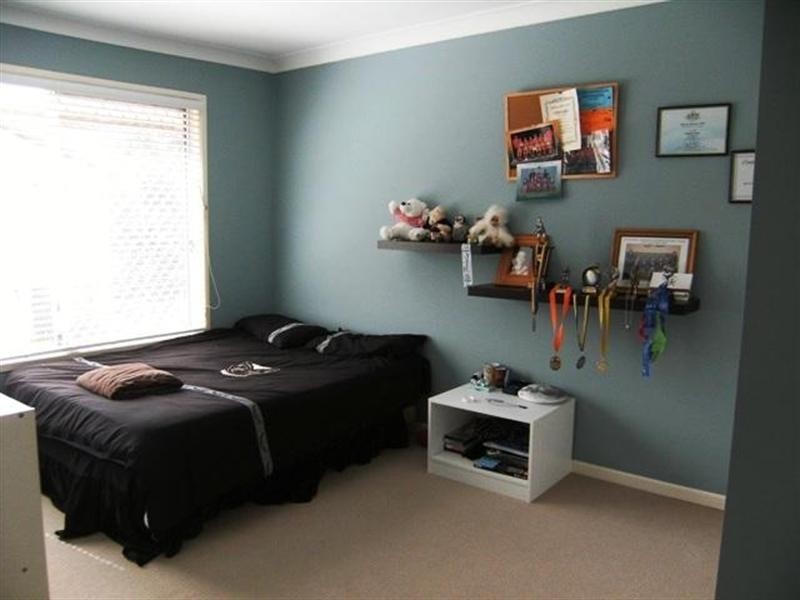 30 Government Road, Labrador QLD 4215