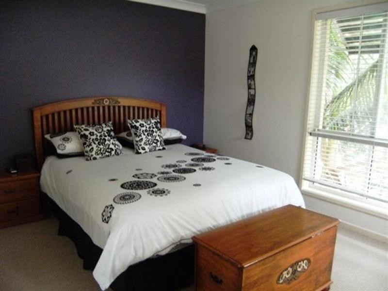 30 Government Road, Labrador QLD 4215