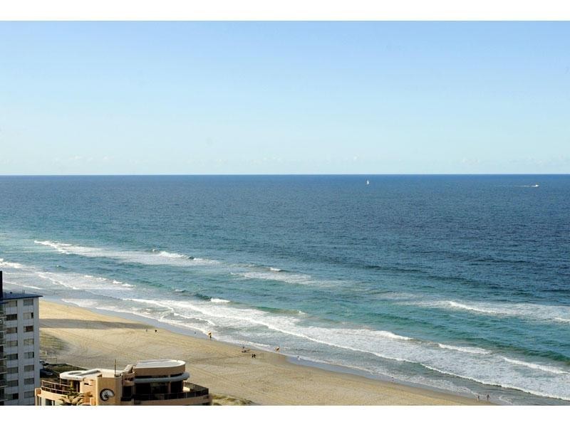 7 Fern Street, Surfers Paradise QLD 4217