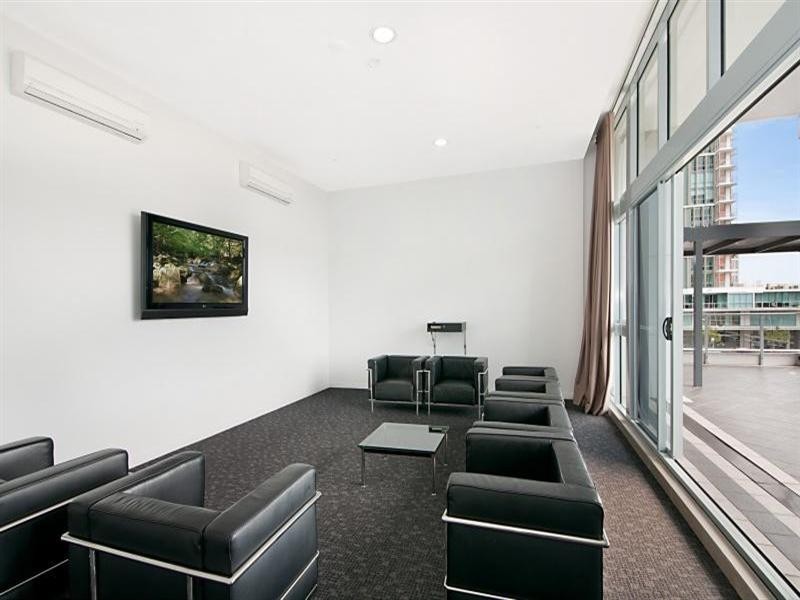 1206 Brighton On Broadwater. 4 Como Crescent, Southport QLD 4215